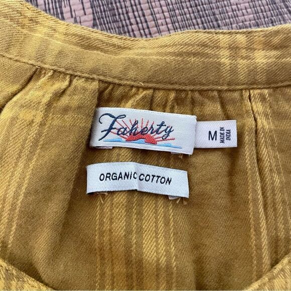 Faherty Harper Plaid Button Down Top Blouson Sleeves Ruffled Cuffs - Size Medium - Picture 7 of 9